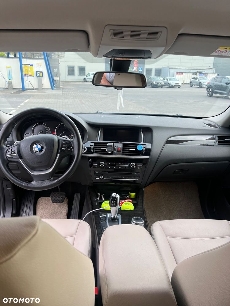 BMW X4 xDrive20d xLine - 11