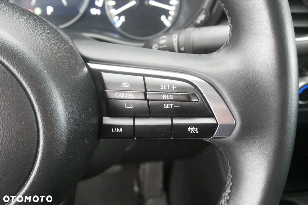 Mazda 3 2.0 mHEV Kai - 24