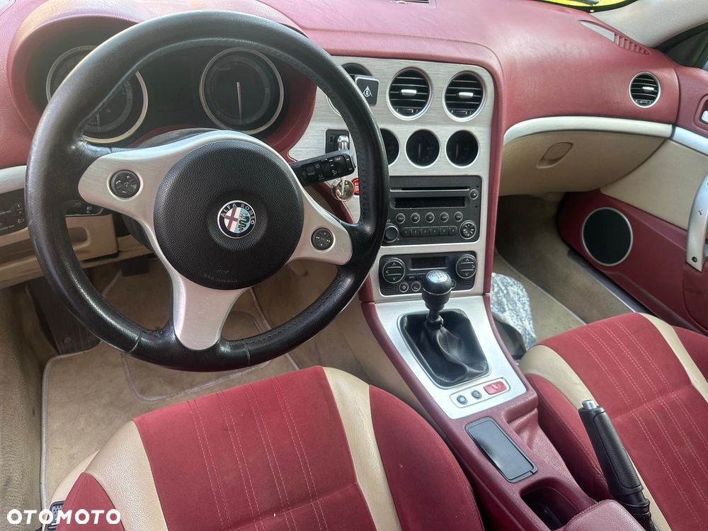 Alfa Romeo Brera 2.4JTDM - 10