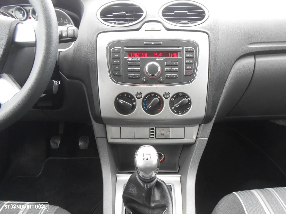 Ford Focus 1.6 TDCi ECOnetic - 13