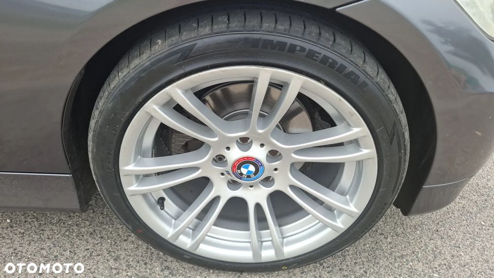 BMW Seria 3 320d - 12