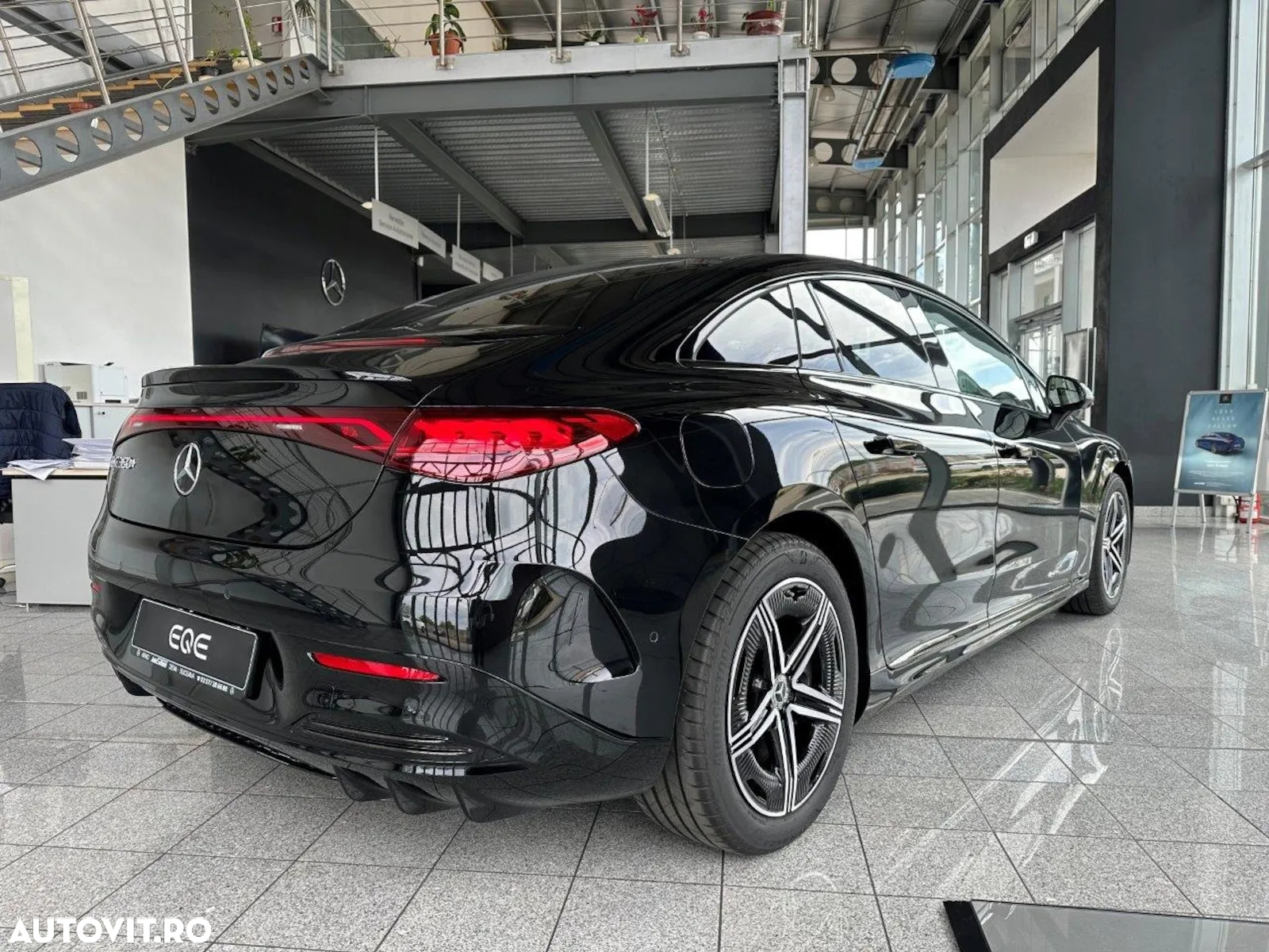 Mercedes-Benz EQE 350+ AMG Line - 6