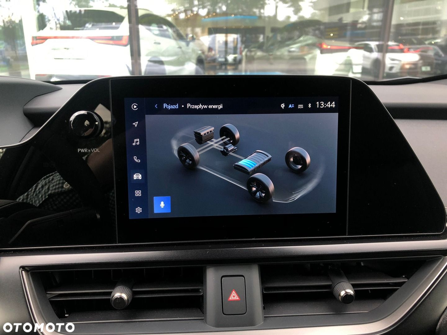 Lexus UX - 19