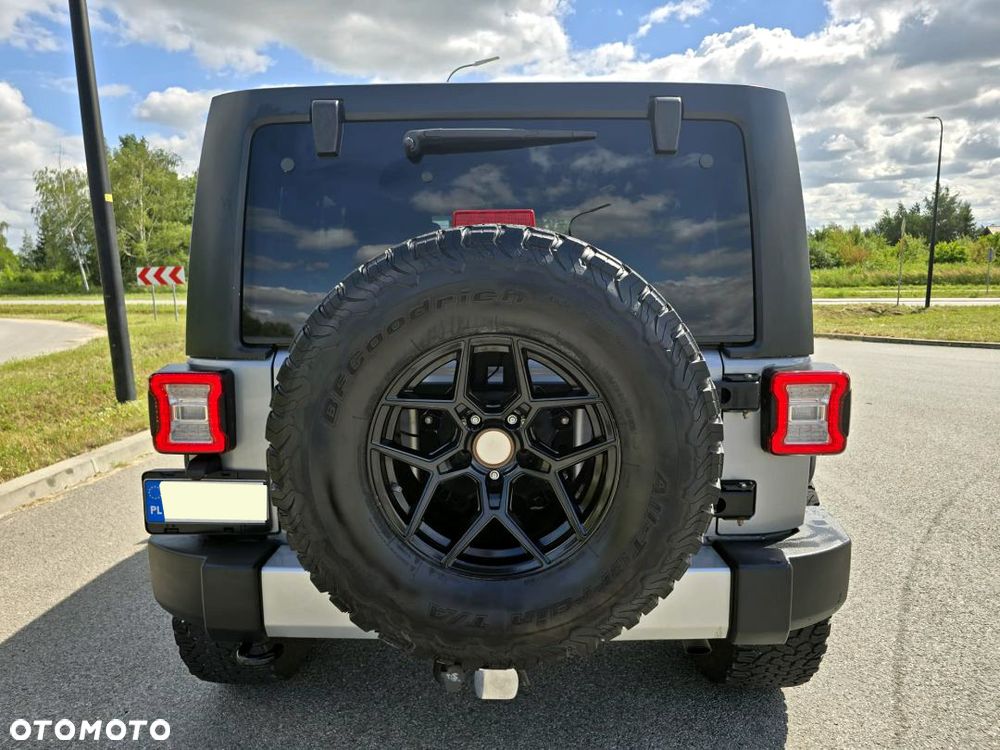 Jeep Wrangler 3.6 Unlim Sahara - 12