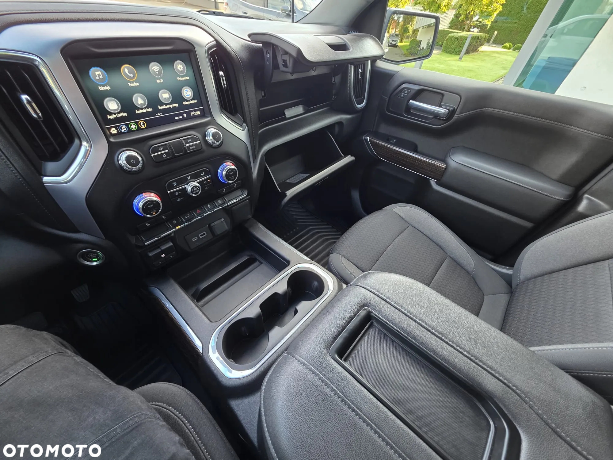 GMC Sierra - 36