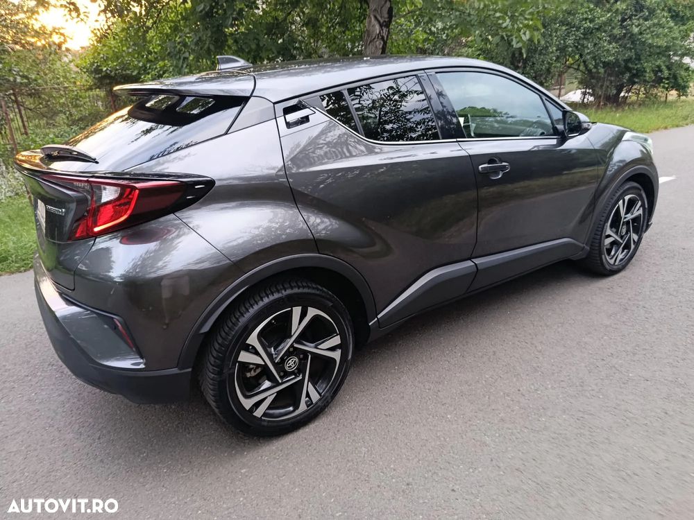 Toyota C-HR - 3