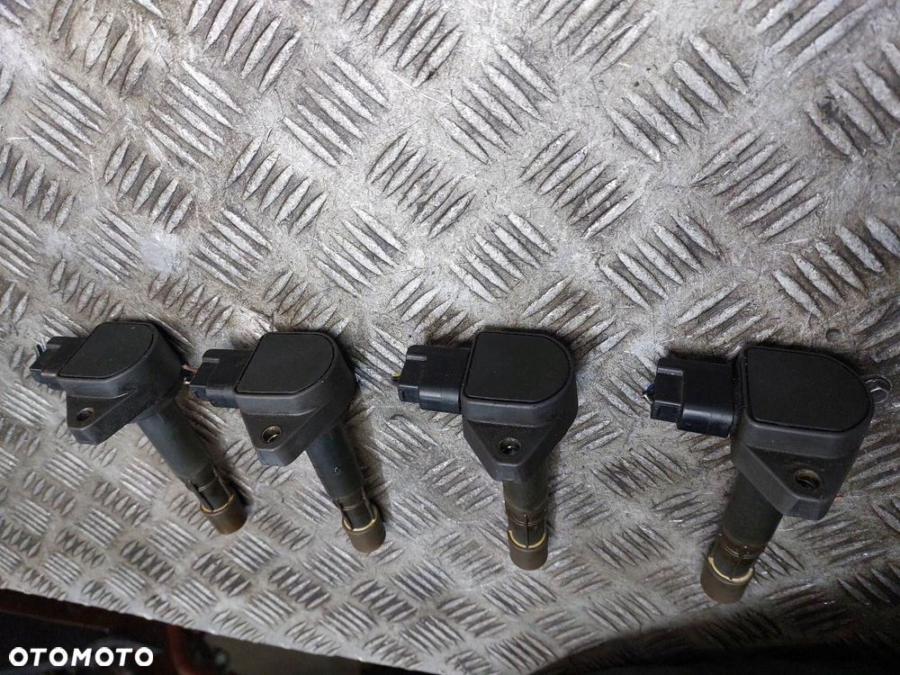 CEWKA ZAPŁONOWA KOMPLET HONDA CIVIC VII 1.6 16V - 3