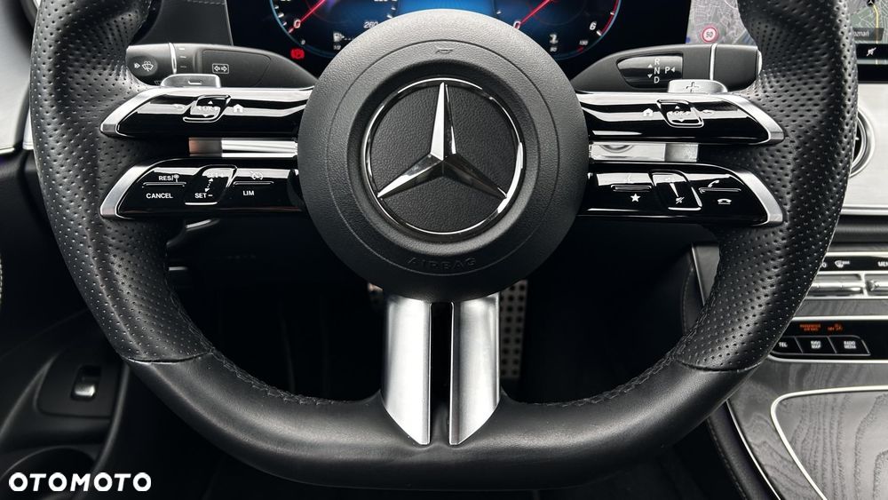 Mercedes-Benz Klasa E 220 d 4-Matic AMG - 15