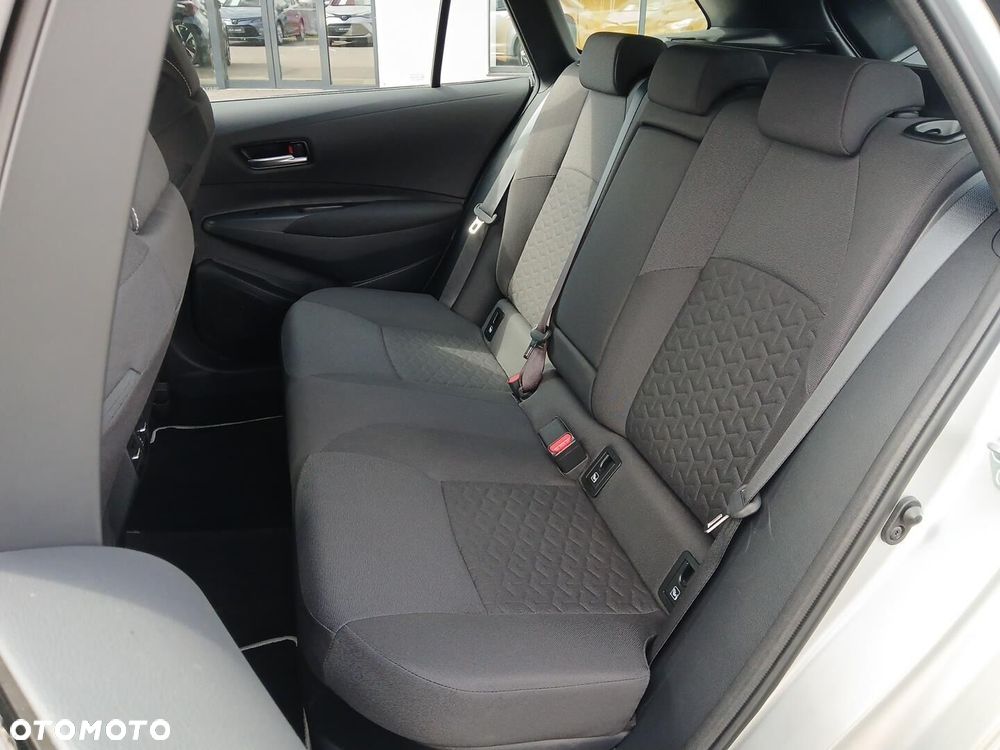 Toyota Corolla 2.0 Hybrid Comfort - 40