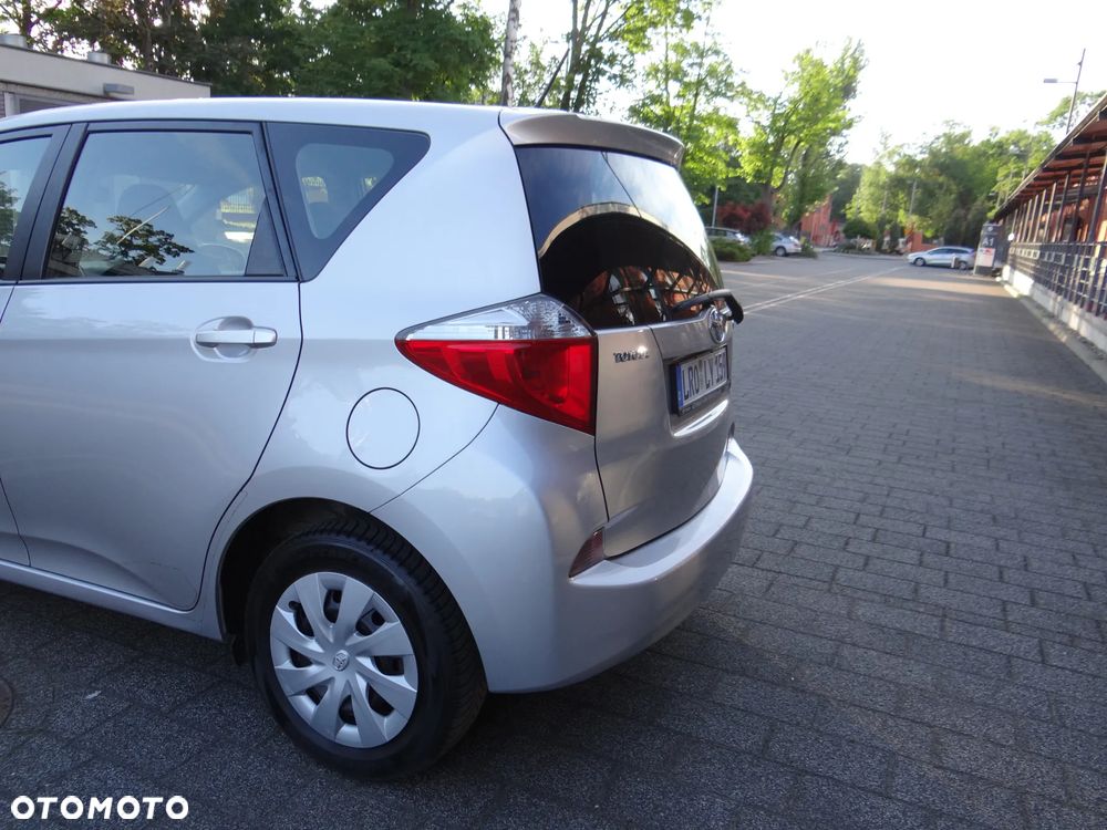 Toyota Verso S 1.33 VVT-i Club - 17