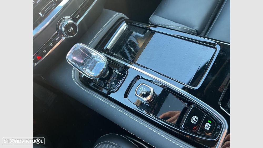 Volvo S60 2.0 T8 PHEV Plus Dark AWD - 14