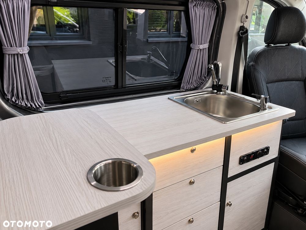 Renault Trafic - 23