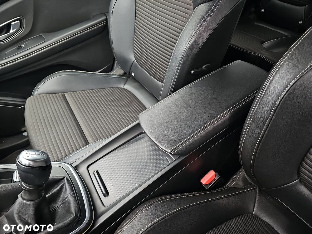 Renault Scenic 1.6 dCi Intens - 22