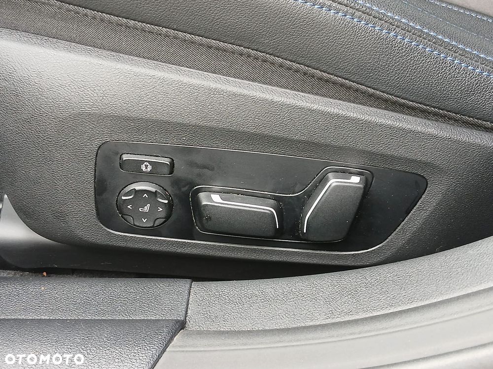 BMW i4 80.7kWh eDrive 35 M Sport - 12