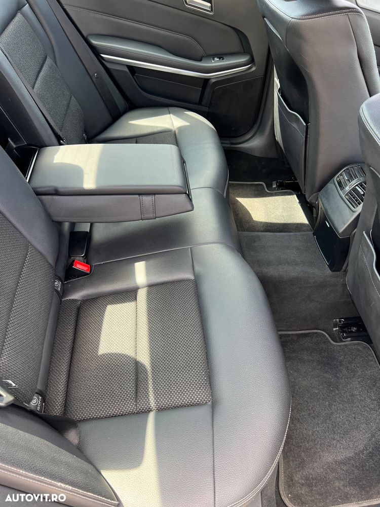 Mercedes-Benz E 220 BlueTEC 4MATIC 7G-TRONIC Avantgarde - 5