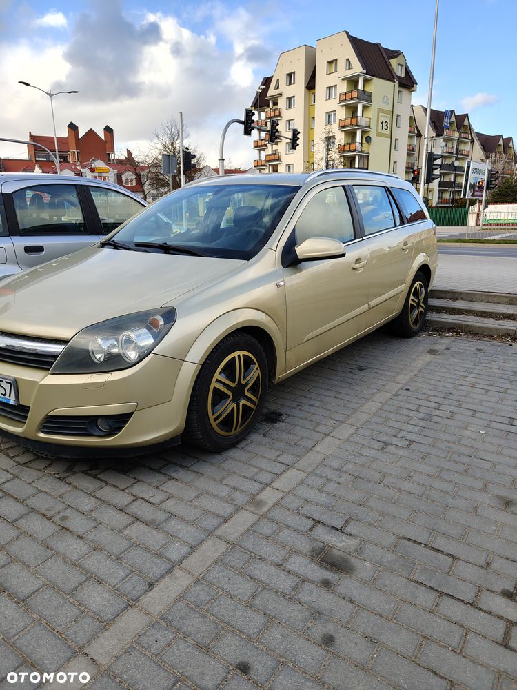 Opel Astra 1.7 CDTI Essentia - 1
