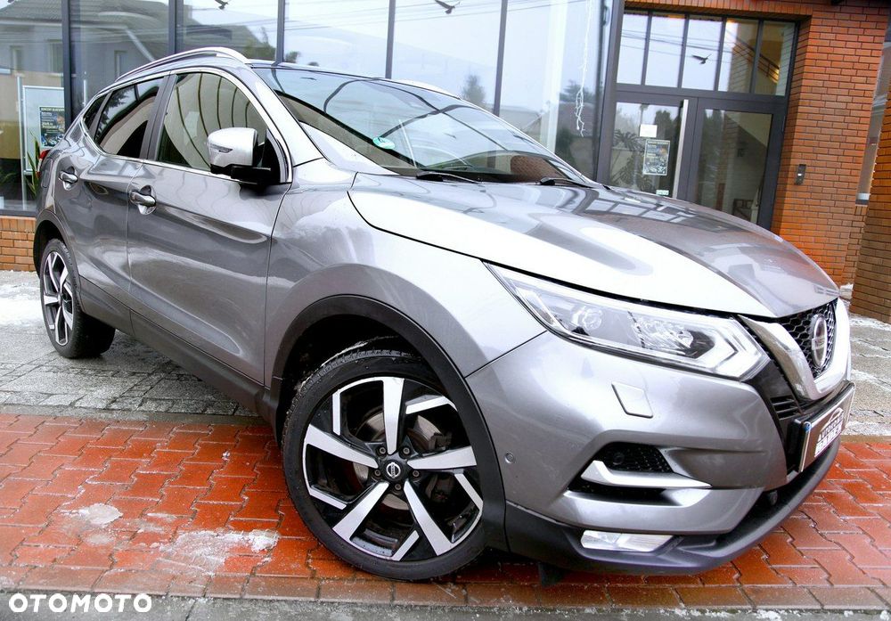 Nissan Qashqai 1.2 DIG-T Xtronic TEKNA+ - 28