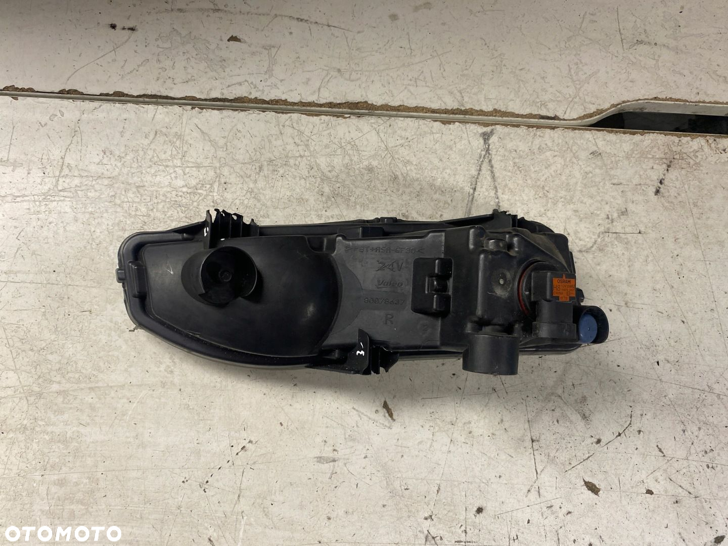 NISSAN QASHQAI J11 HALOGEN PRAWY PRZÓD 26150 8995A - 7