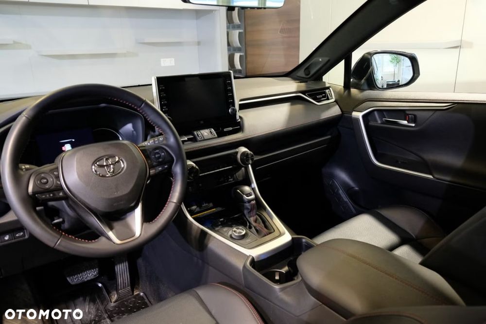 Toyota RAV4 - 32
