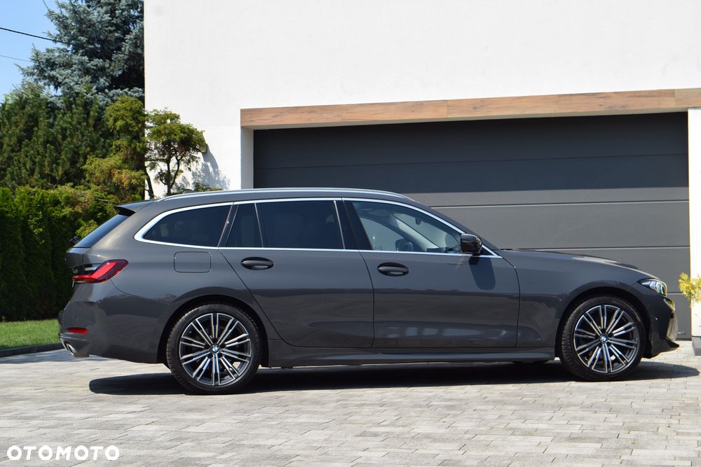 BMW Seria 3 320d xDrive Luxury Line sport - 37