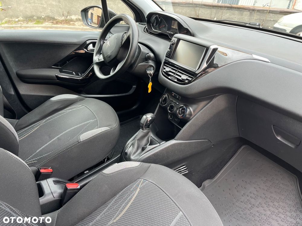 Peugeot 208 1.2 PureTech Active - 9