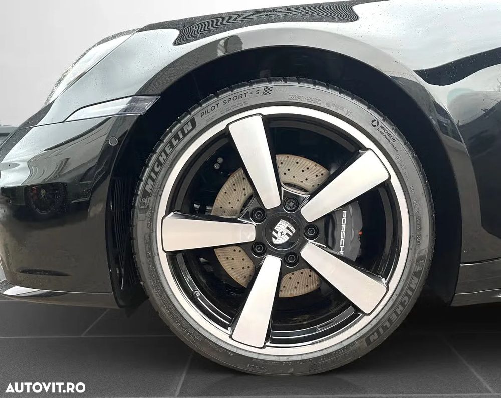 Porsche 911 Carrera PDK - 10