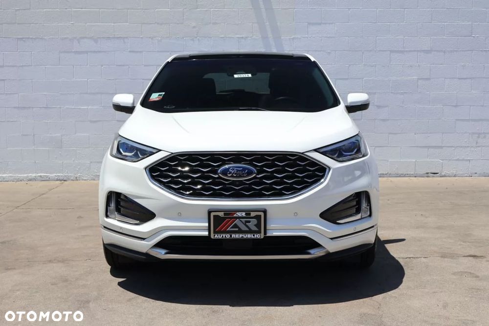 Ford Edge - 2
