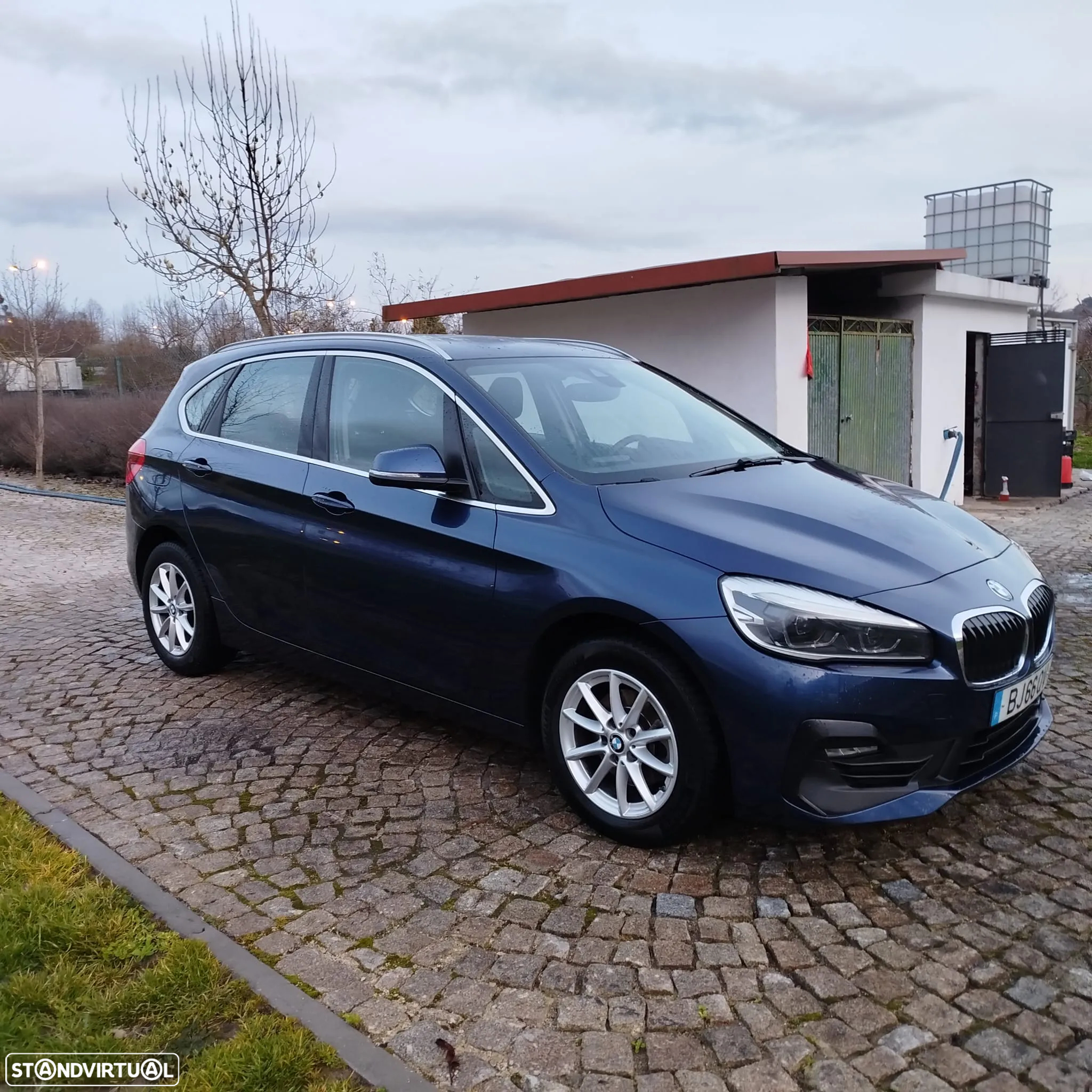 BMW 216 Gran Tourer d - 3