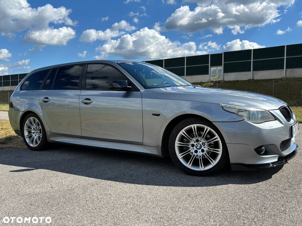 BMW Seria 5 525d - 2
