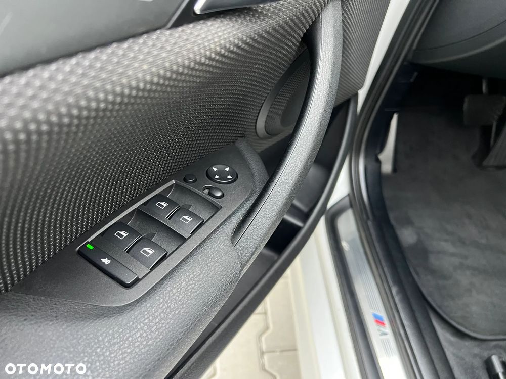 BMW X1 xDrive20d - 22