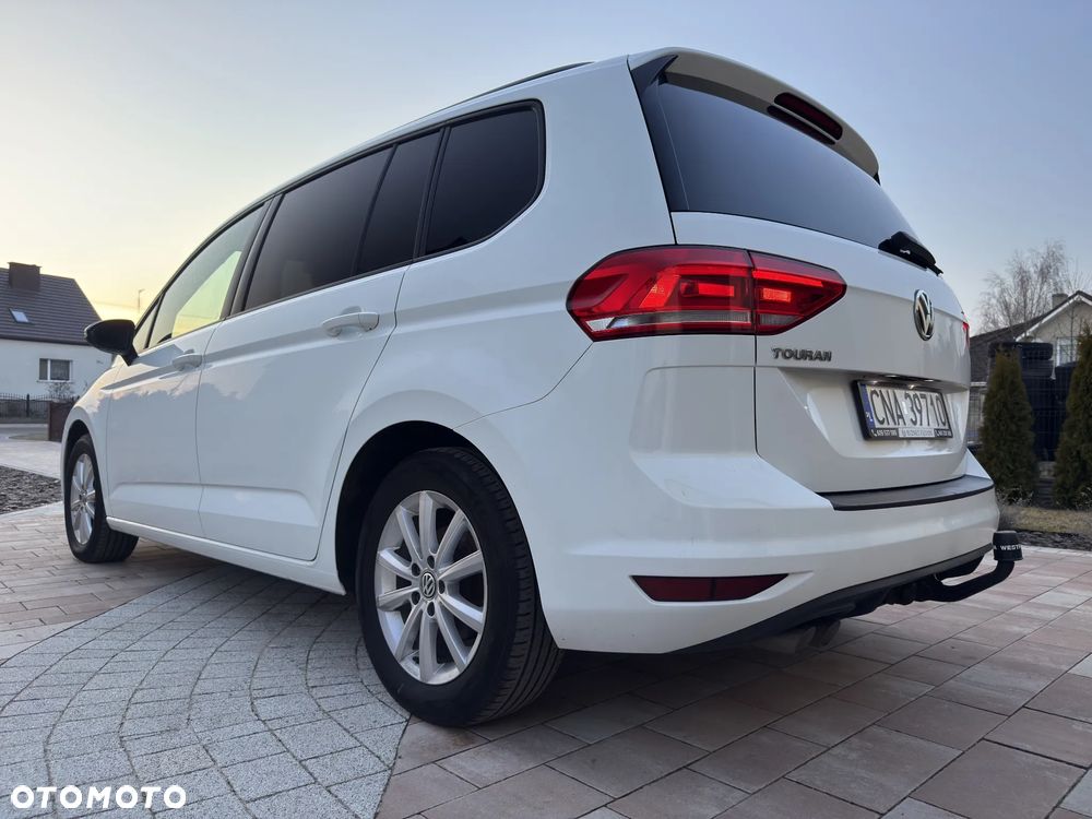 Volkswagen Touran 2.0 TDI SCR DSG Comfortline - 8