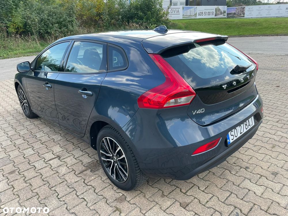 Volvo V40 T2 Drive-E Momentum - 4