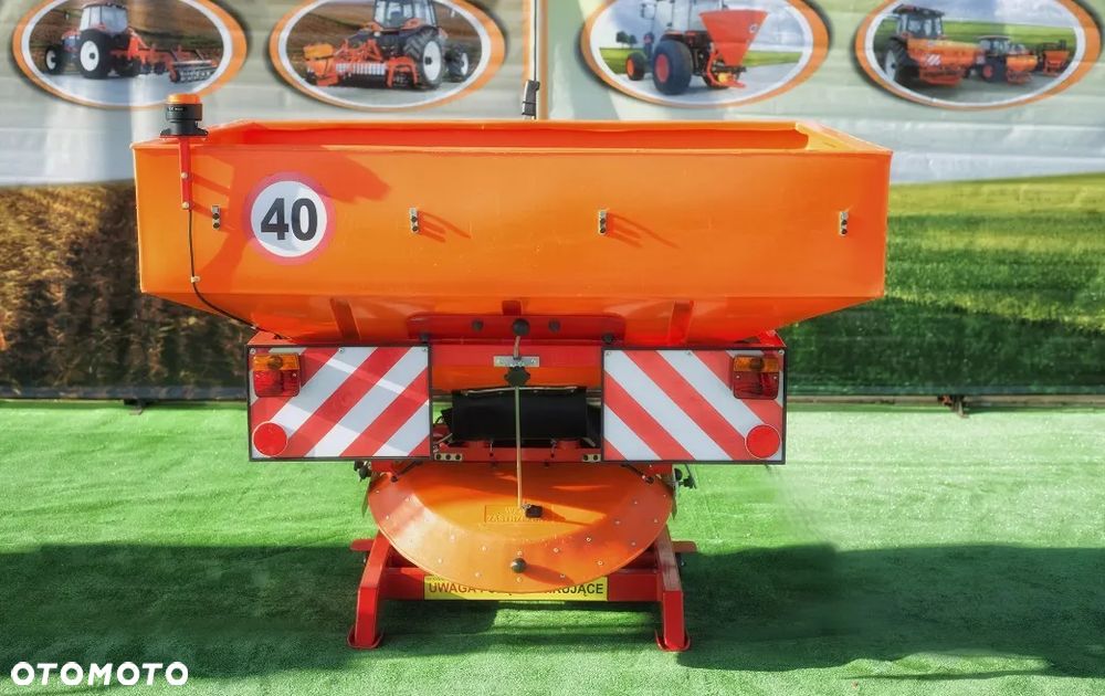 Solarka Piaskarka Posypywarka Dexwal PK 1200 850 L 1200 KG Transport - 1