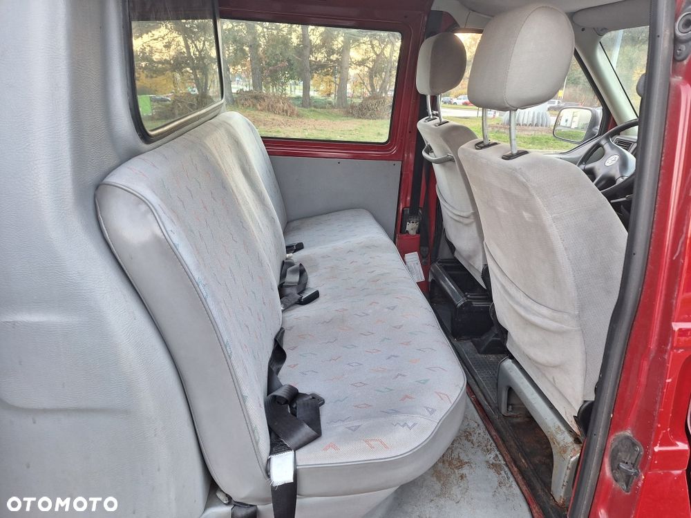 Volkswagen Transporter - 5