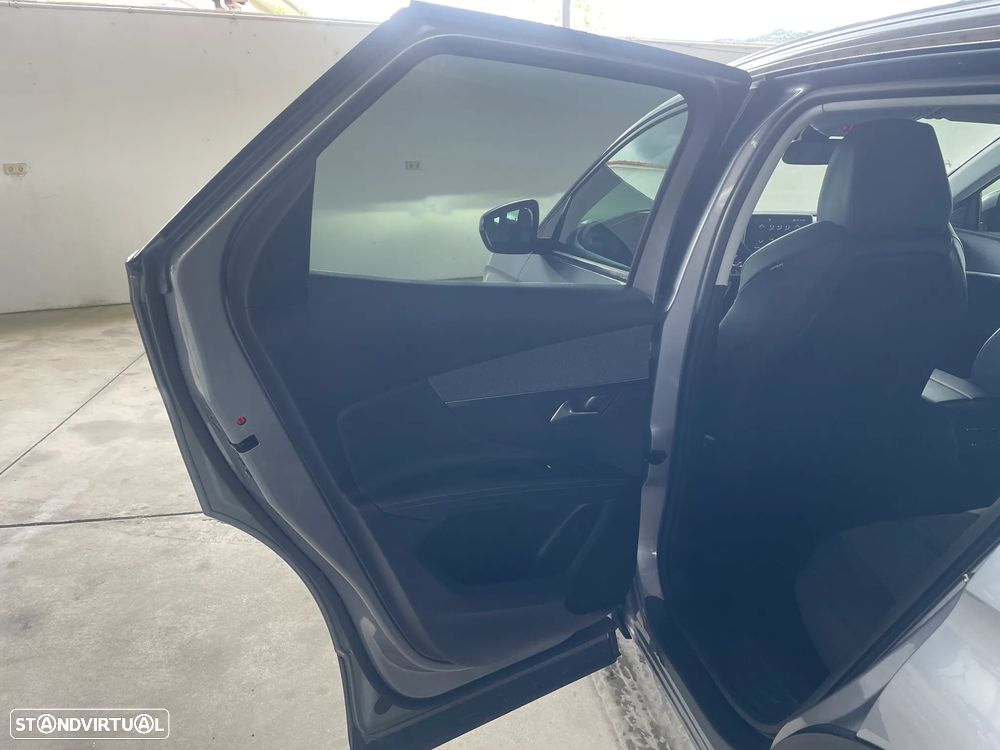 Peugeot 3008 BlueHDi 130 Stop & Start EAT8 Allure - 11