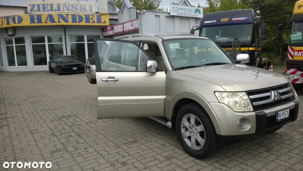 Mitsubishi Pajero 3.8 V6 Automatik Instyle - 20