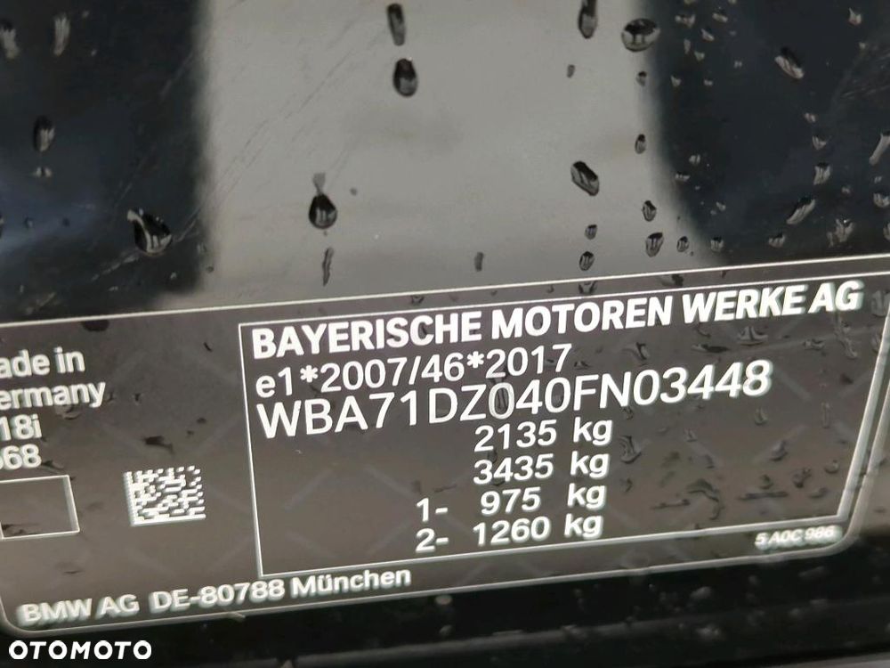 BMW Seria 3 318i - 23