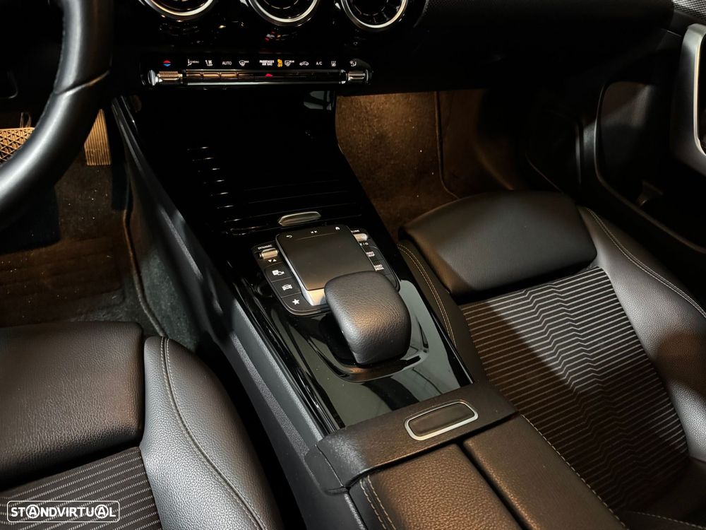 Mercedes-Benz A 250 - 23