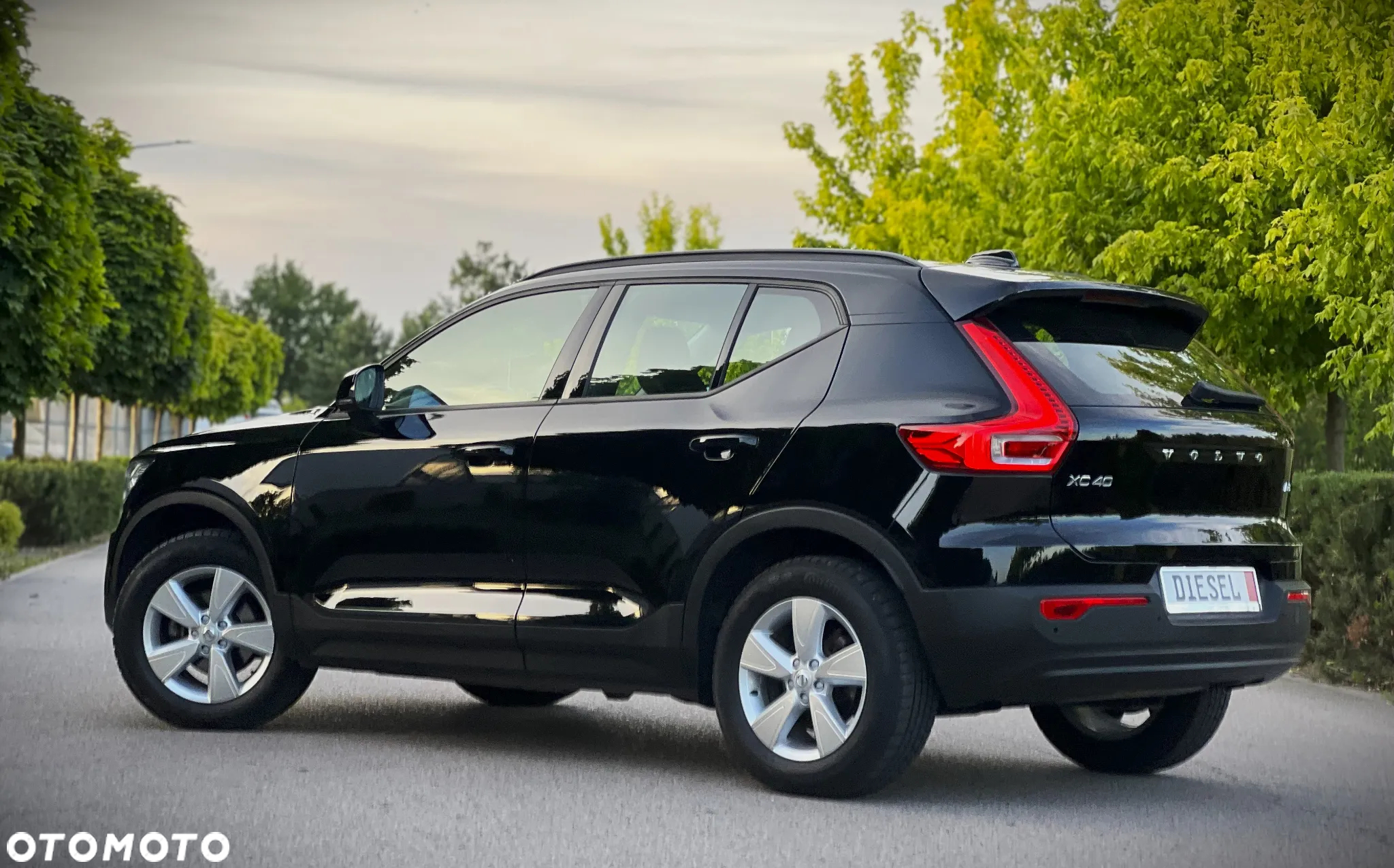 Volvo XC 40 D3 SCR Momentum - 4