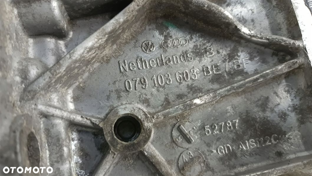 MISKA OLEJU AUDI A6 C6 A8 D3 S5 RS5 RS4 4.2 FSI V8 BVJ CAU 079103603BE - 3