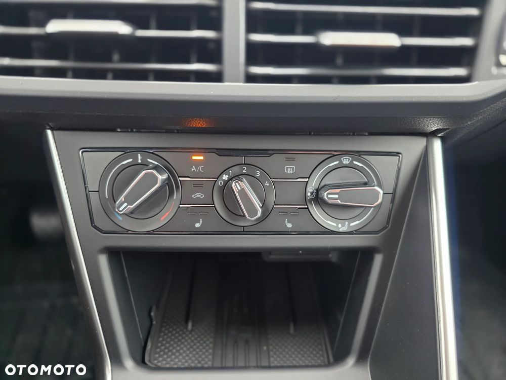 Volkswagen Polo 1.0 MPI Life Plus - 15