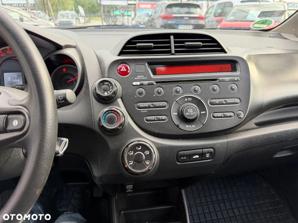 Honda Jazz 1.2 Trend - 13