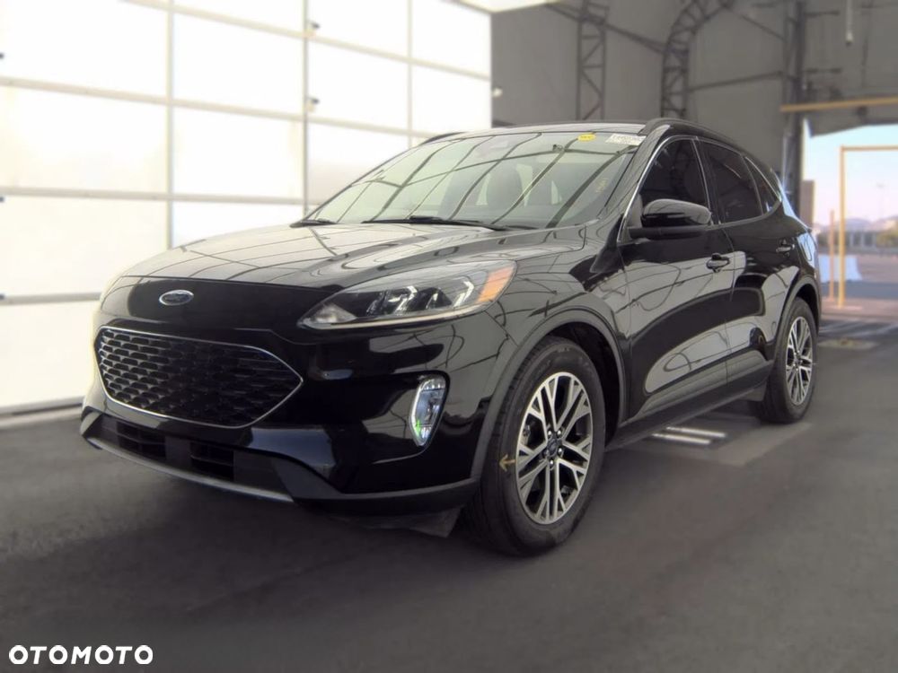 Ford Escape 2.0 EcoBoost AWD Titanium - 2