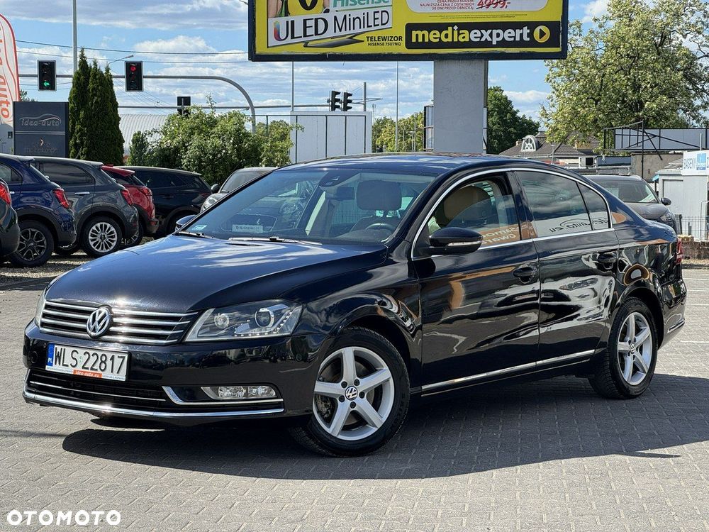 Volkswagen Passat - 4