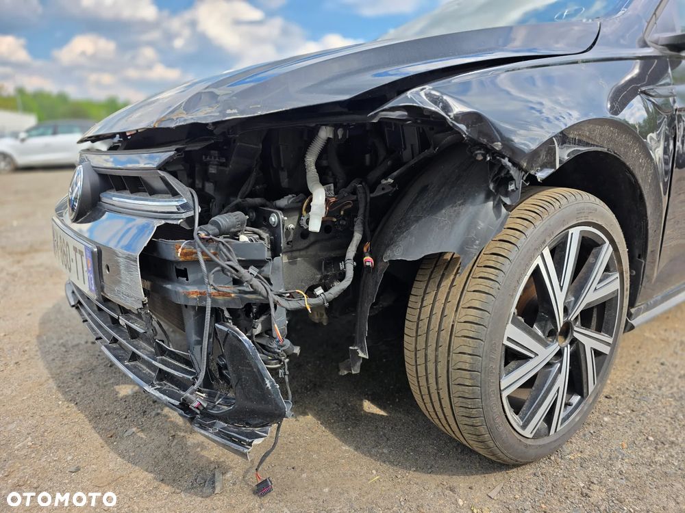Volkswagen Polo 1.0 TSI OPF R-Line - 11