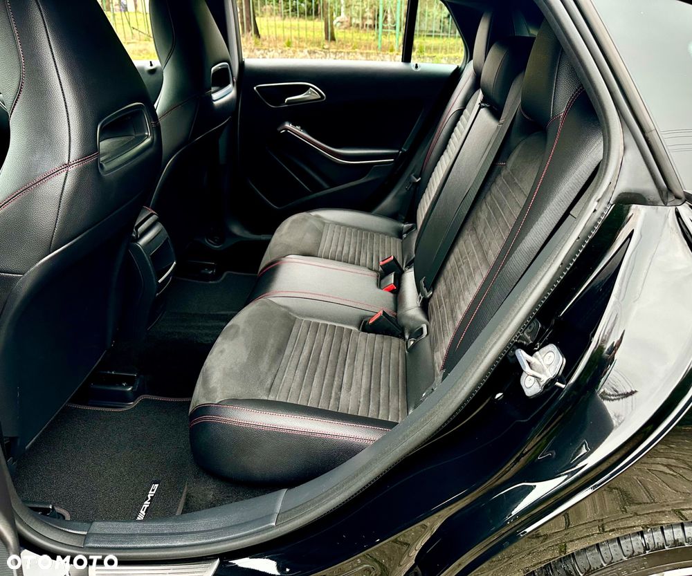 Mercedes-Benz CLA Shooting Brake 200 d 7G-DCT AMG Line - 31