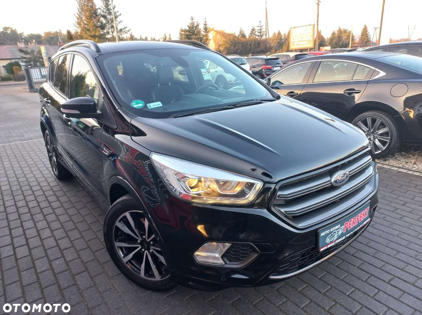 Ford Kuga - 4