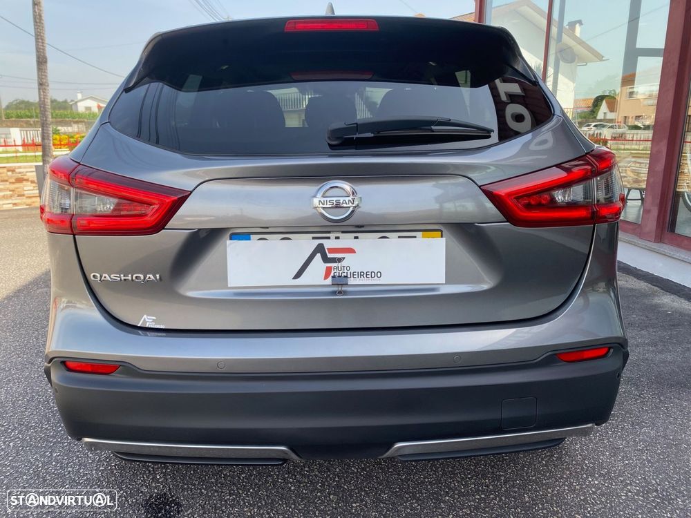 Nissan Qashqai 1.2 DIG-T N-Connecta 18 - 15