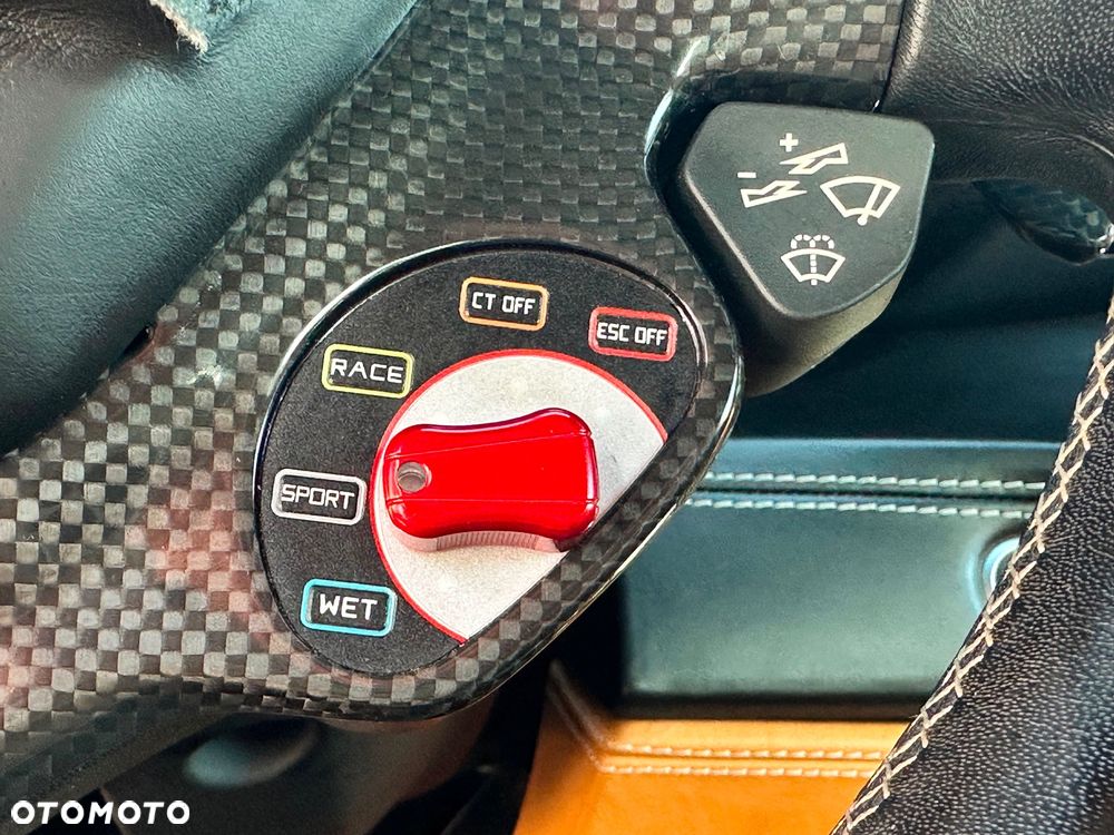 Ferrari 488 - 30