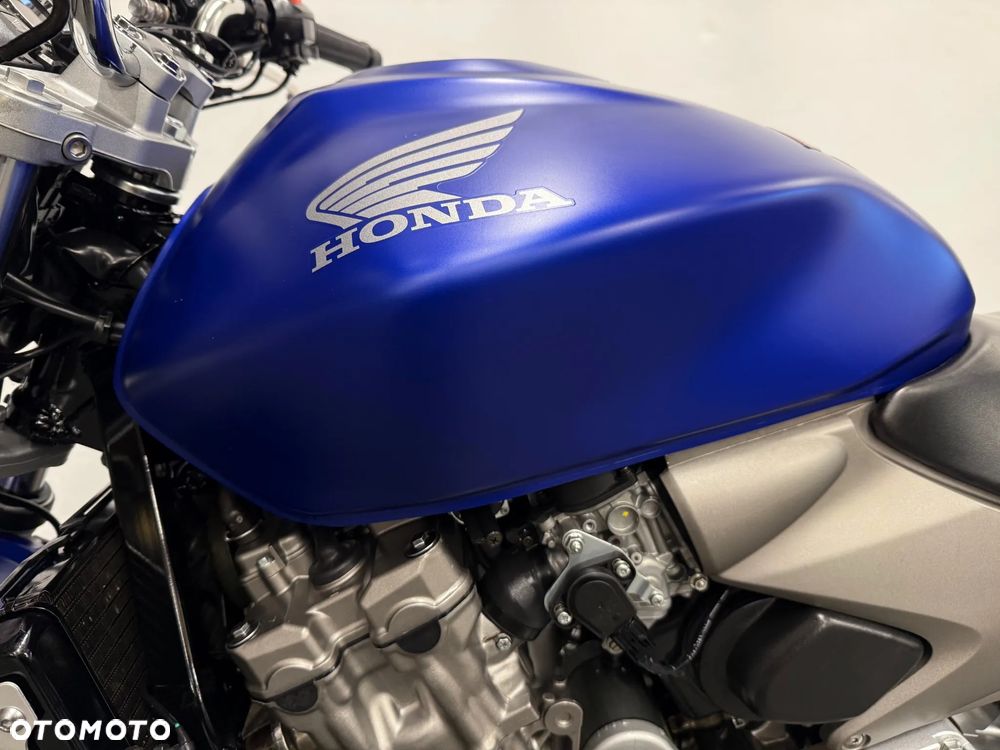 Honda Hornet - 21